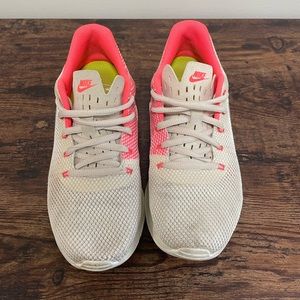 Nike Tanjun Racer Sneaker